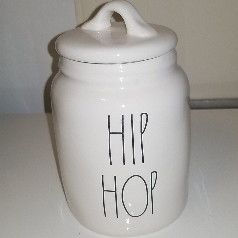 Brand new  Rae Dunn  "HIP HOP" small canister
